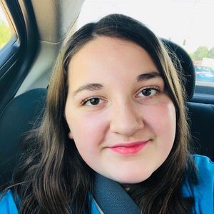 Meet your Posher, Abby